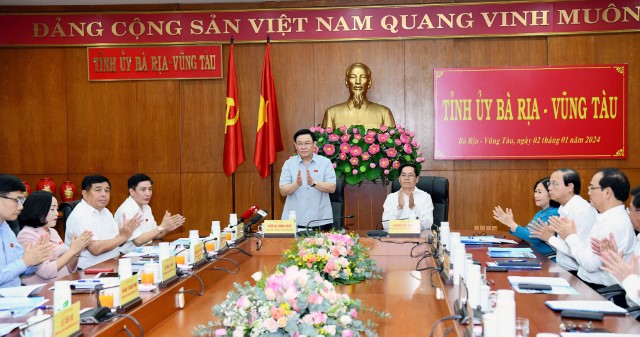 CHỦ TỊCH QUỐC HỘI VƯƠNG ĐÌNH HUỆ LÀM VIỆC VỚI BAN THƯỜNG VỤ TỈNH ỦY BÀ RỊA- VŨNG TÀU